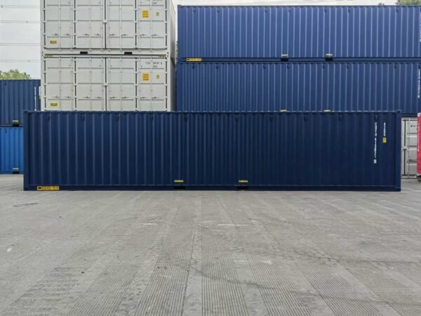 Container maritime 40 pieds avec 4 portes